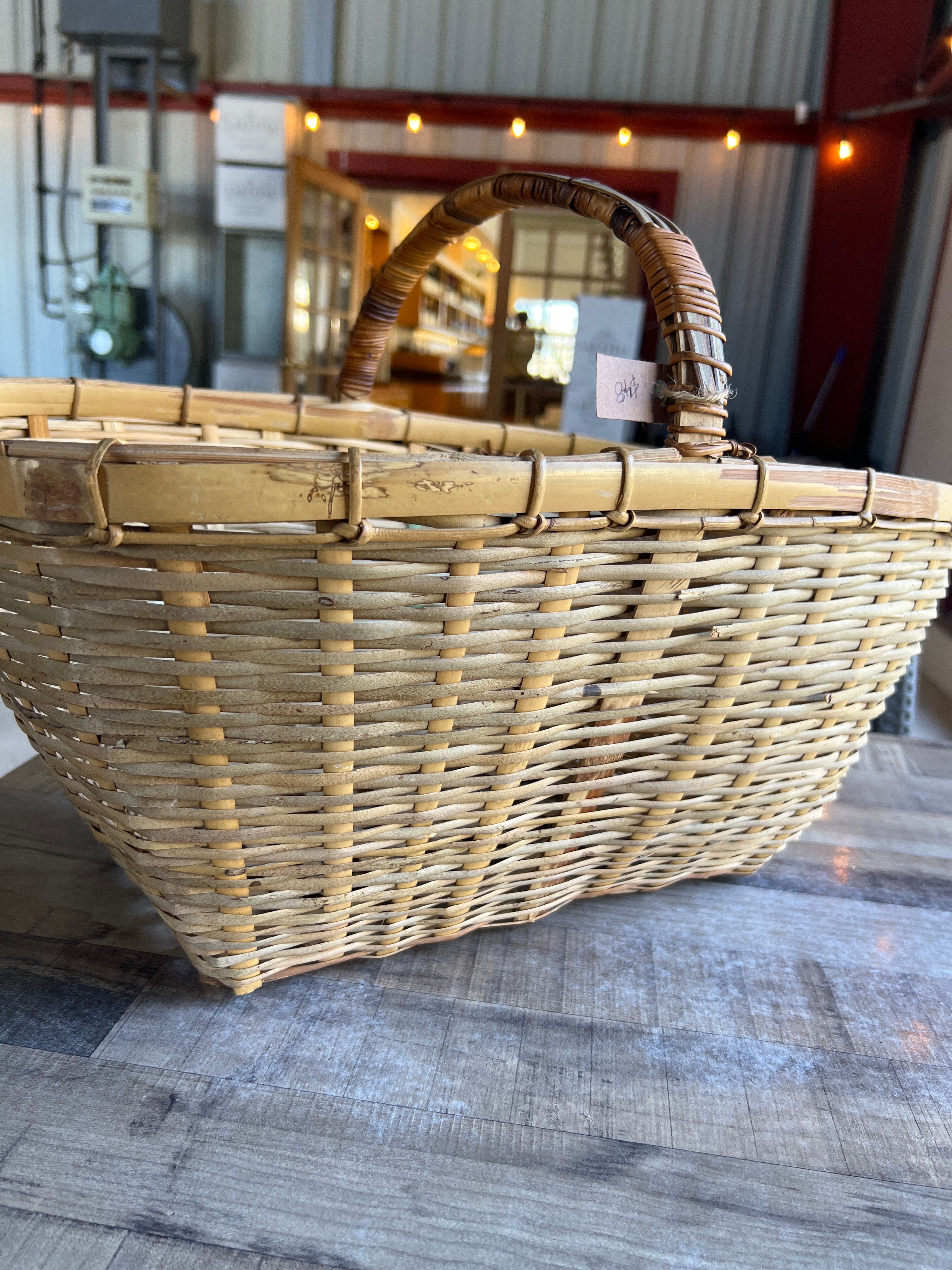 Stow basket