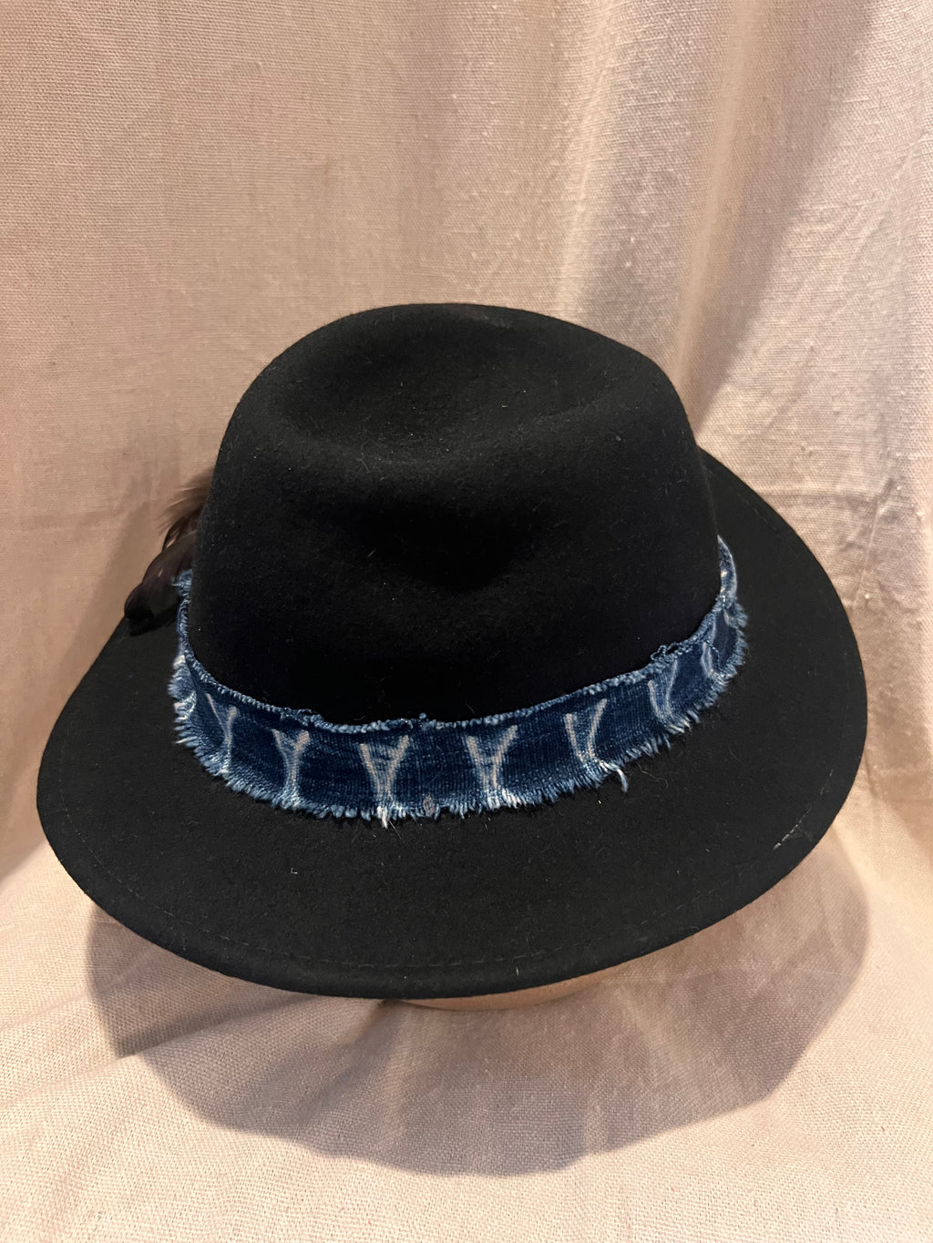 Short Brimmed Vintage Hat w/Mud Cloth Band