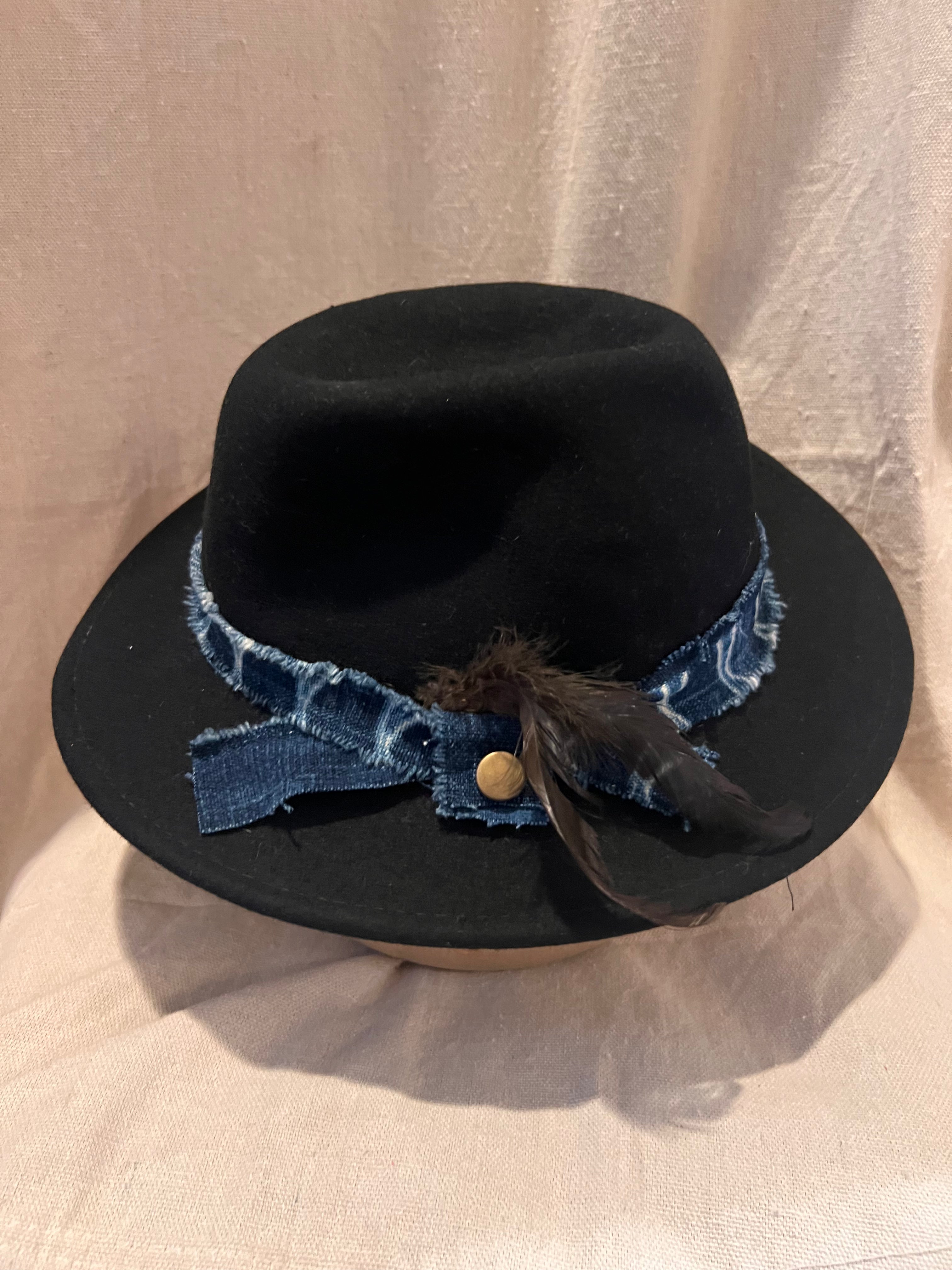 Short Brimmed Vintage Hat w/Mud Cloth Band