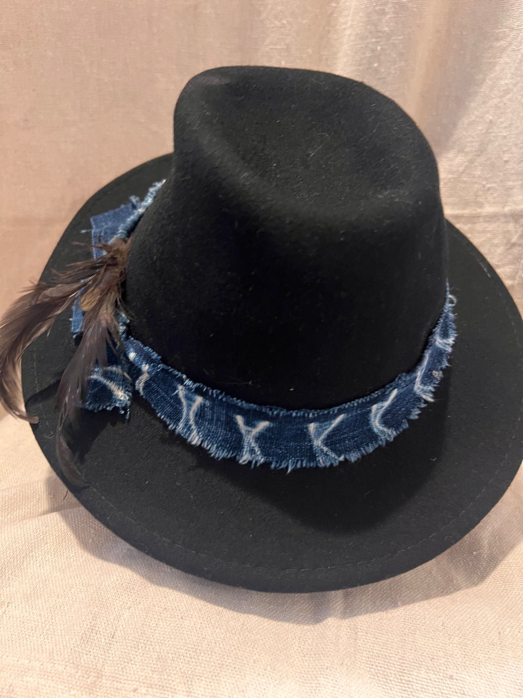 Short Brimmed Vintage Hat w/Mud Cloth Band